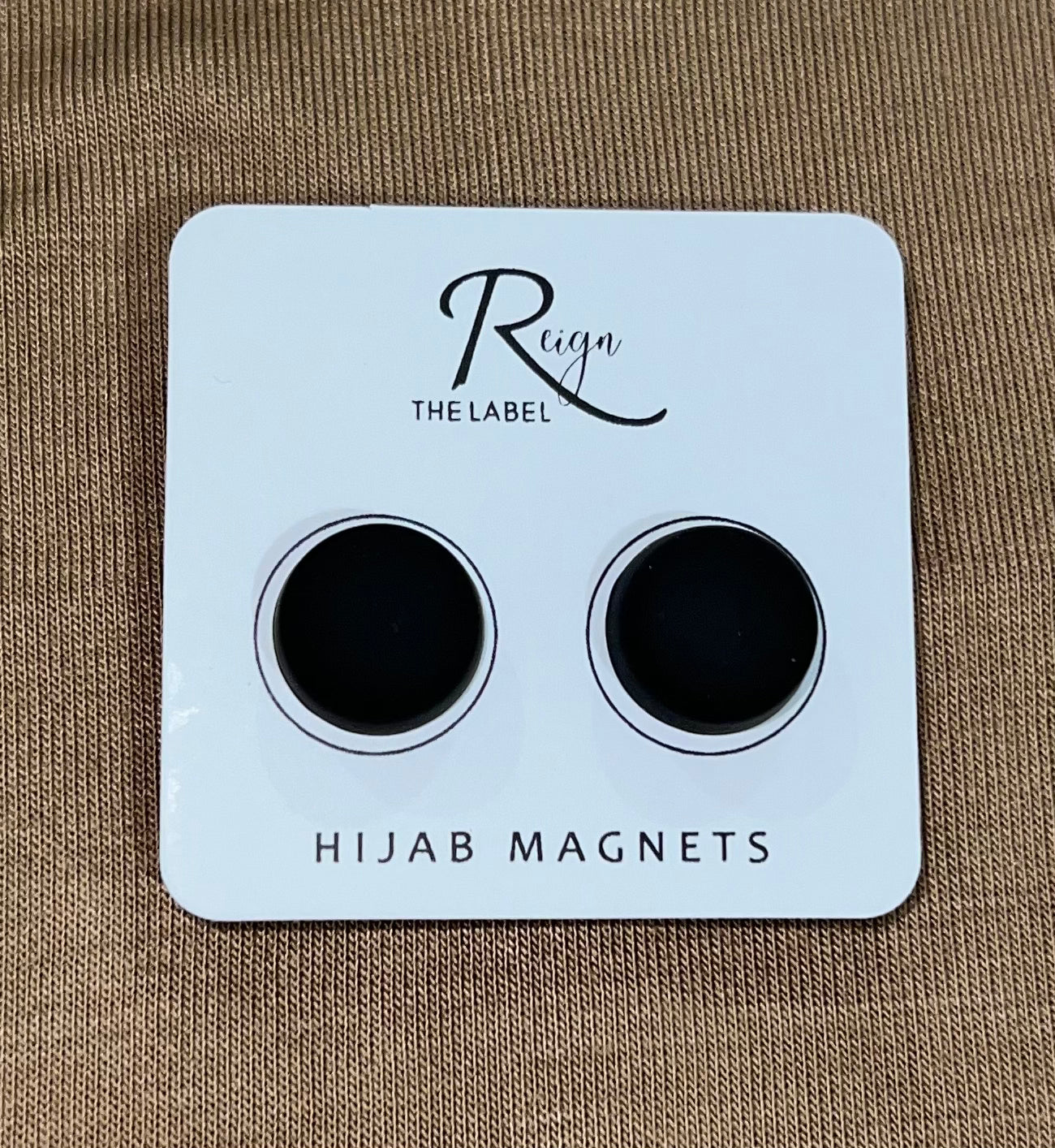 BLACK HIJAB MAGNET