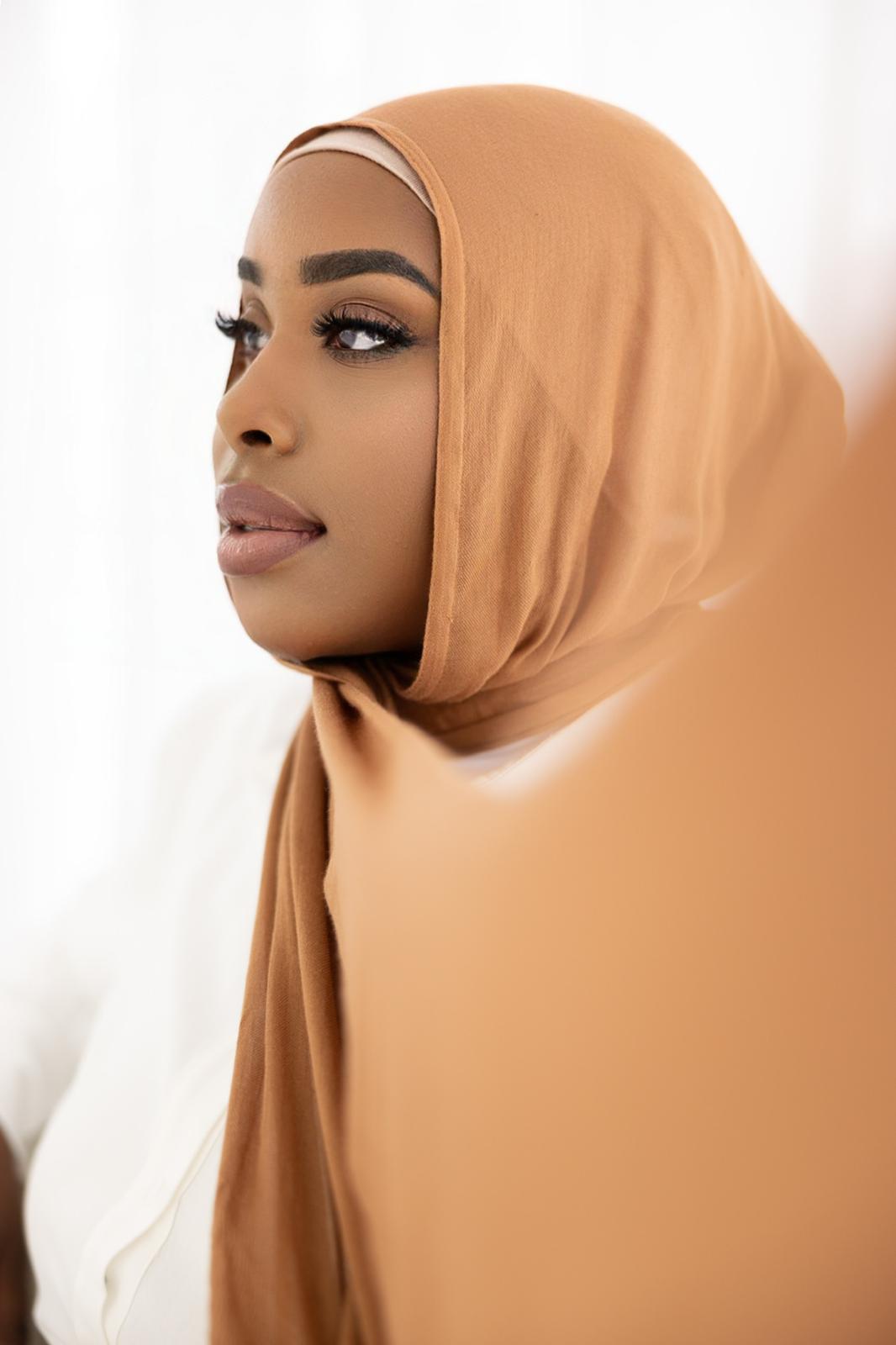 Brunette Hijab