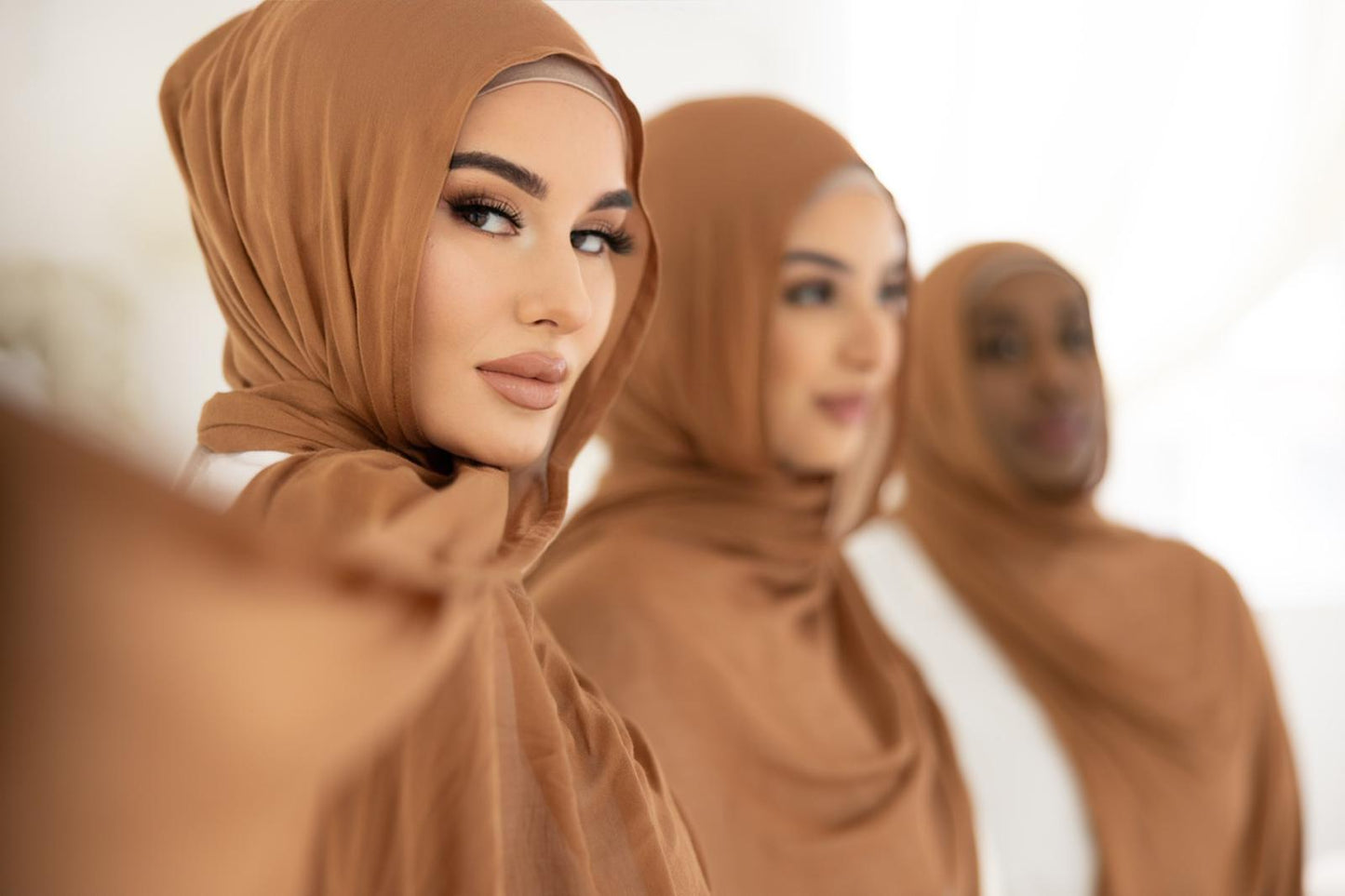 BRUNETTE HIJAB