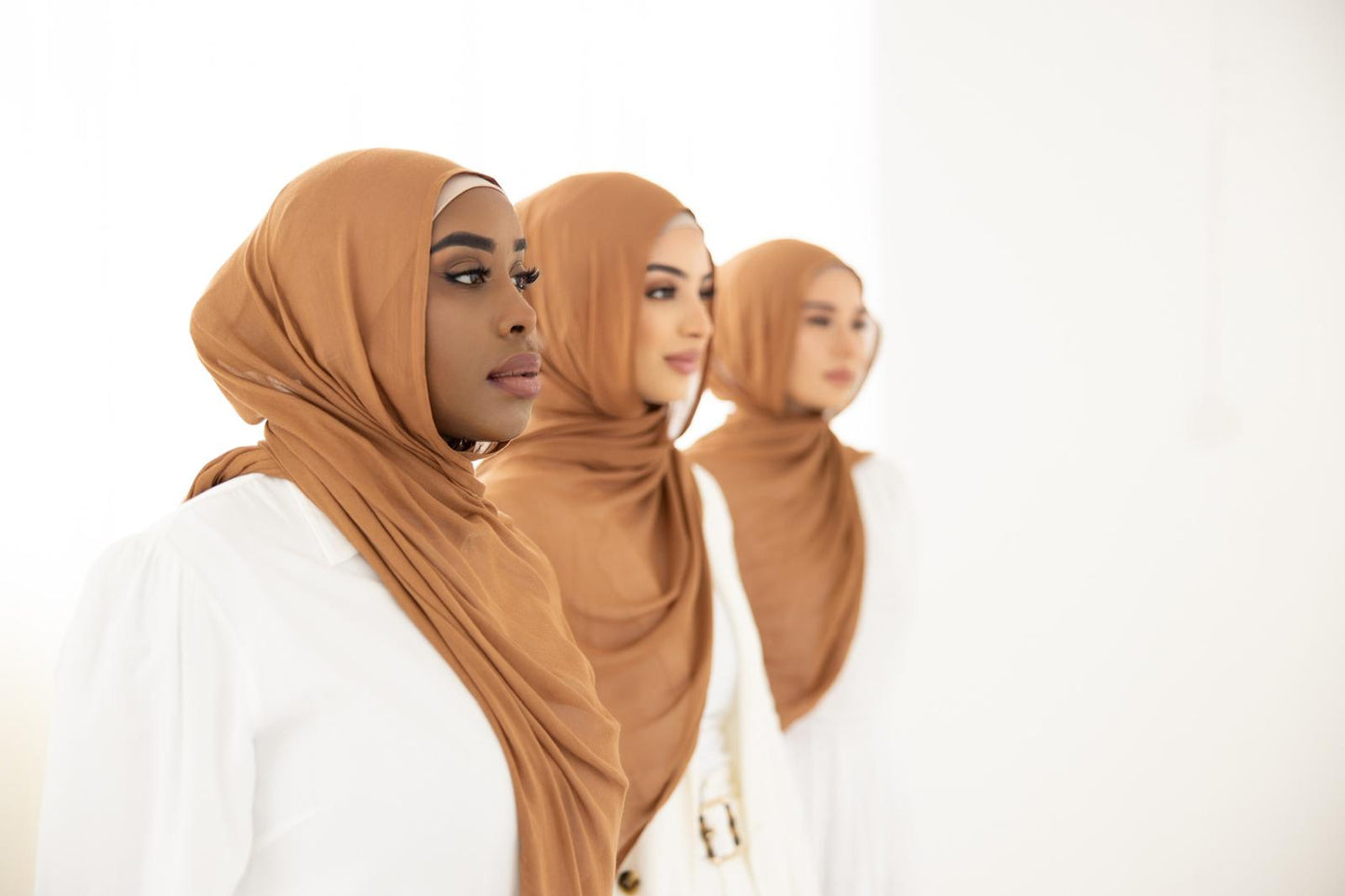 BRUNETTE HIJAB